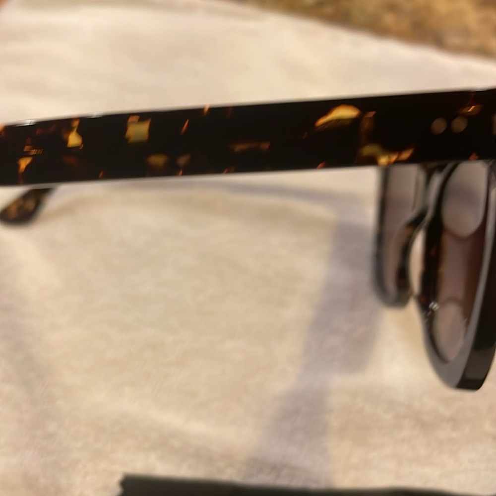 Diff Sunglasses Oversized Becky 2 - image 2